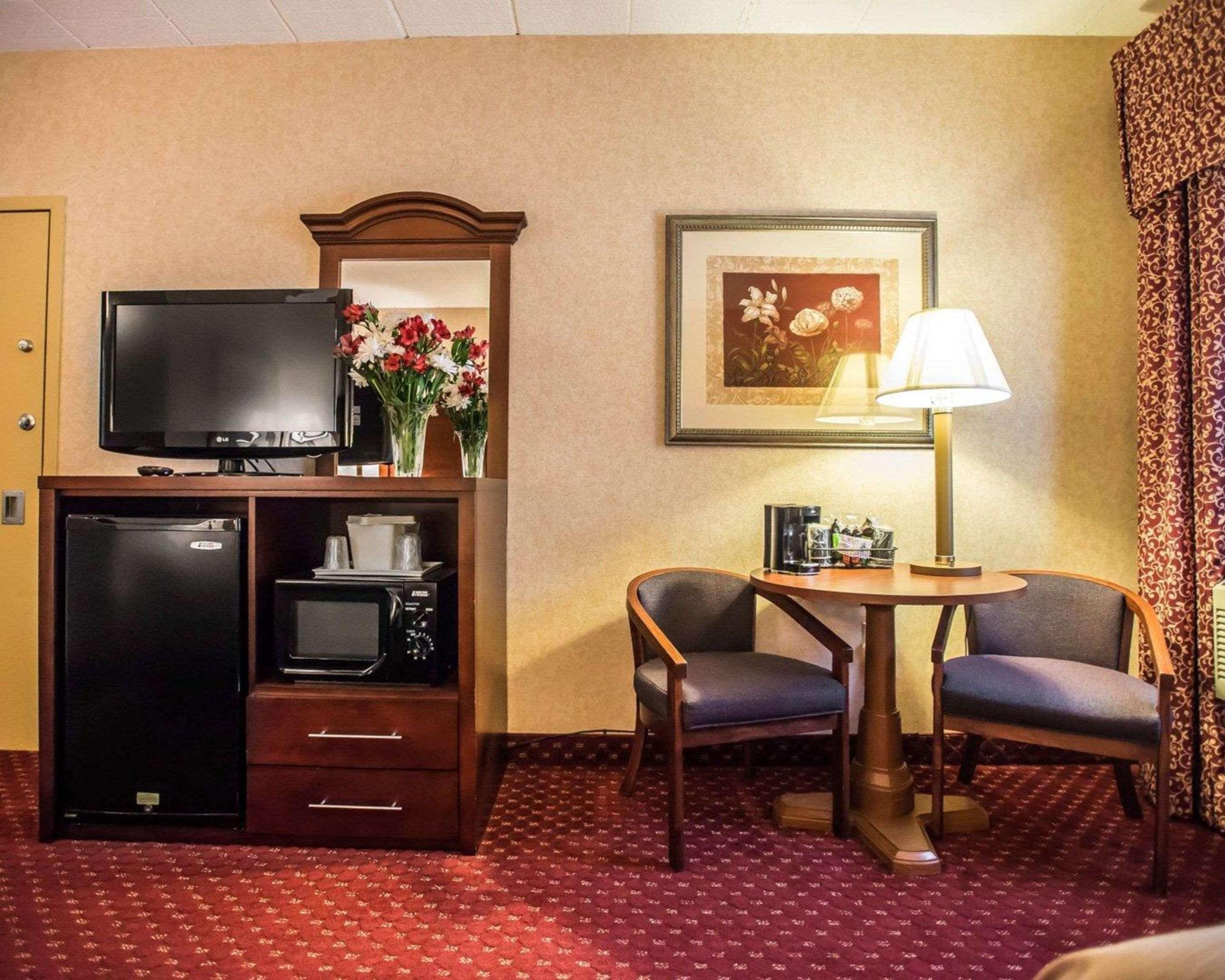 Comfort Inn Pocono Lakes Region Lake Ariel Exterior foto